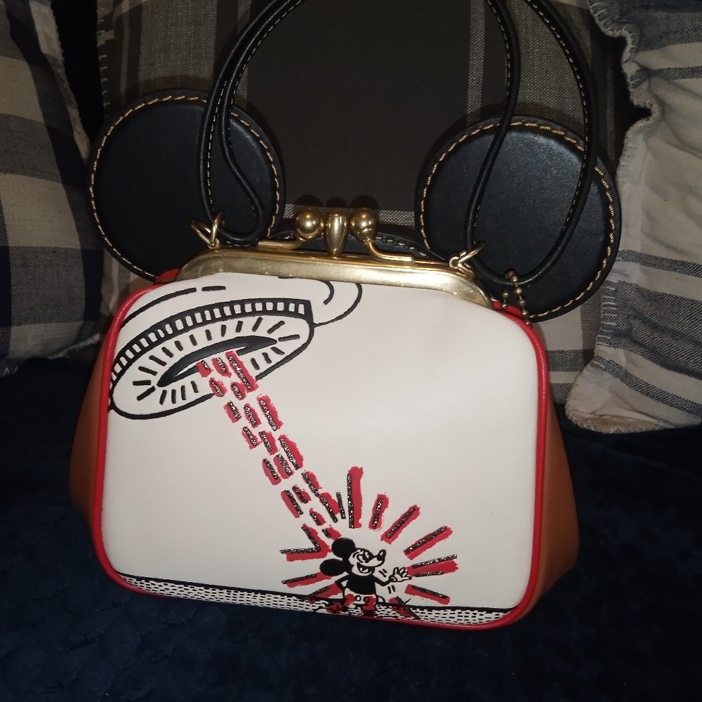 Coach Disney Mickey Mouse X Keith Haring Kisslock Smooth Leather